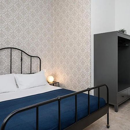 Blue City Paradise - Renovated Apt In Center Milan Apartment ภายนอก รูปภาพ